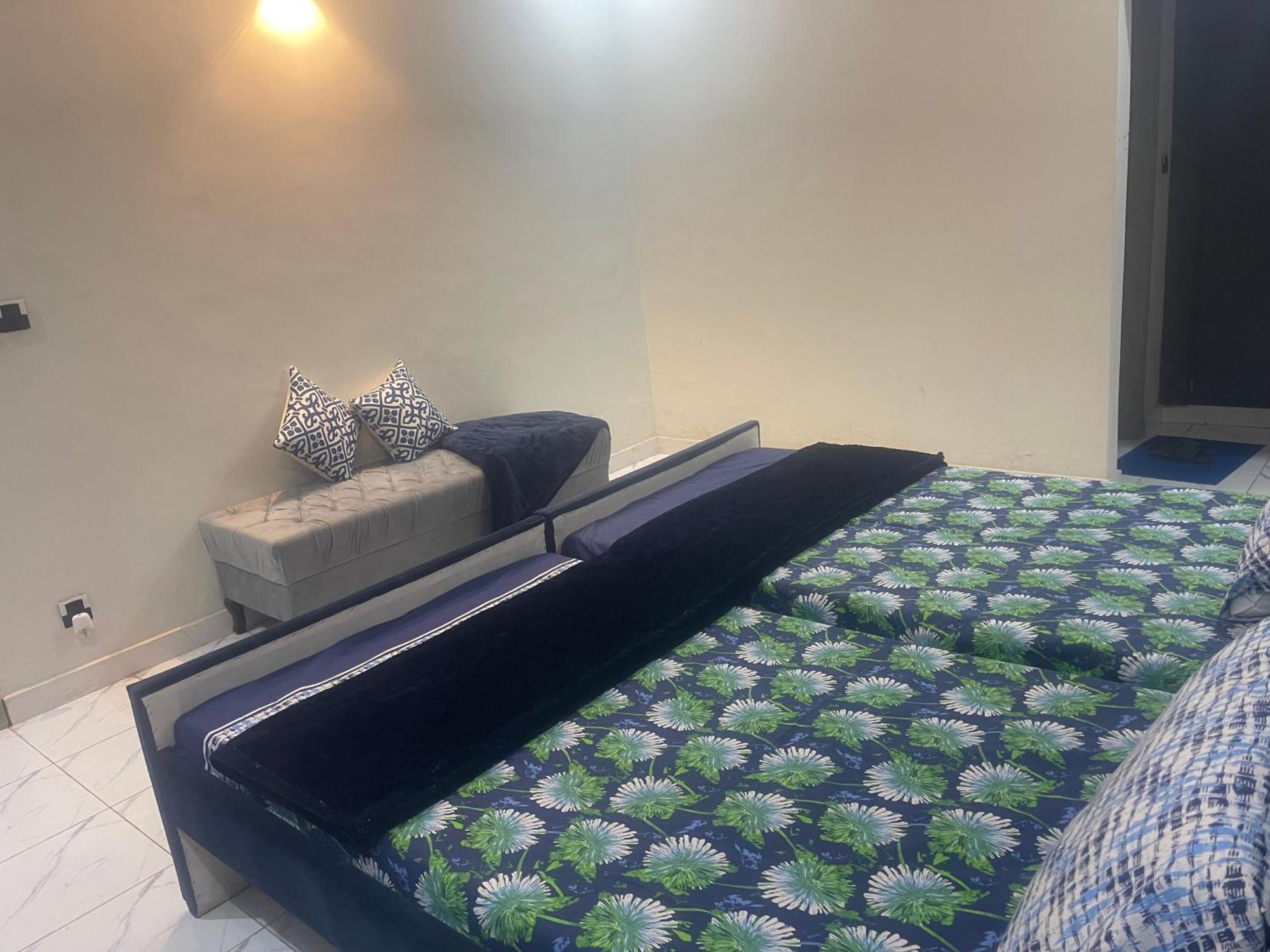 Velvet Vibes Villa Near Islamabad Airport Dhok Sandemar Экстерьер фото